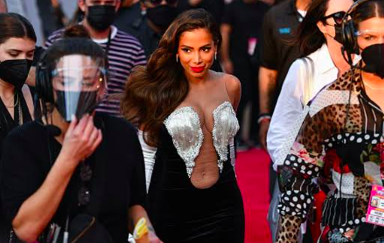 Anitta é a primeira brasileira a se apresentar no VMA 2021 nos EUA