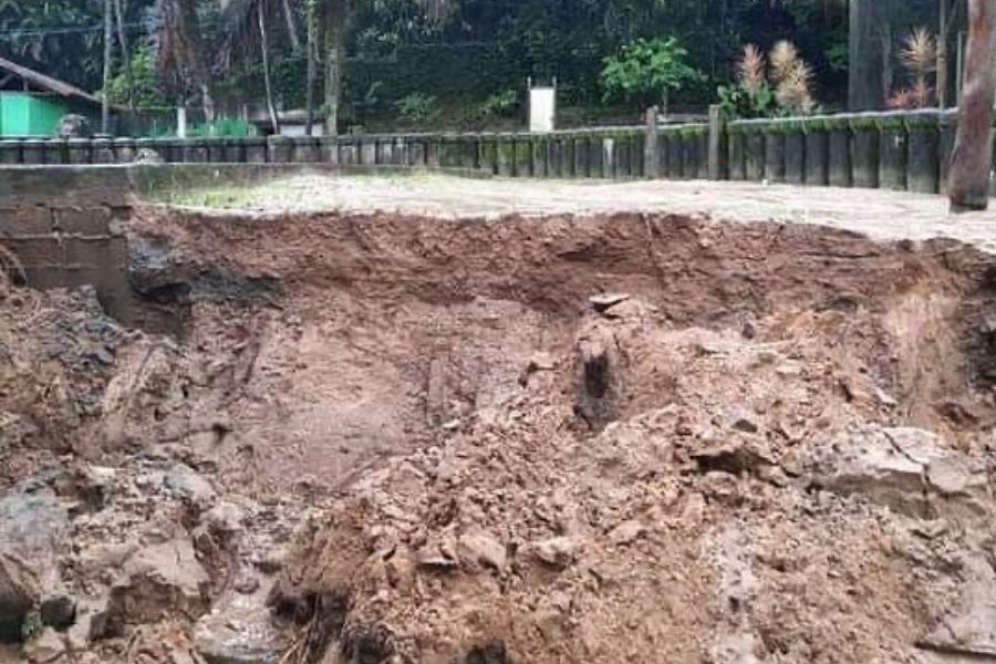 Forte chuva causa deslizamento no Horto de São Vicente