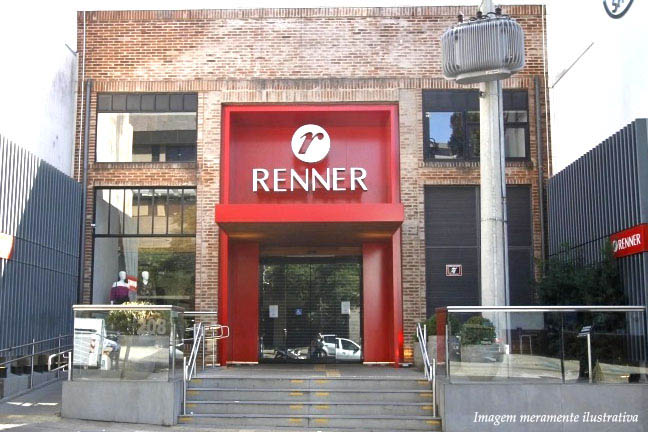 Nova loja Renner no centro de São Vicente