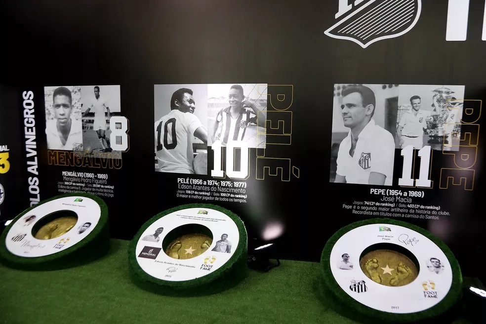 Santos Futebol Clube comemora seus 110 anos com exposição