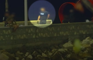 Polícia Civil prende um dos responsáveis por vandalismo no “Píer dos Apaixonados” em São Vicente, SP