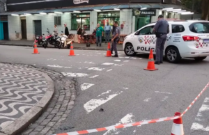 Criminosos atiram nas costas de PM e suspeito é morto em seguida no litoral de SP