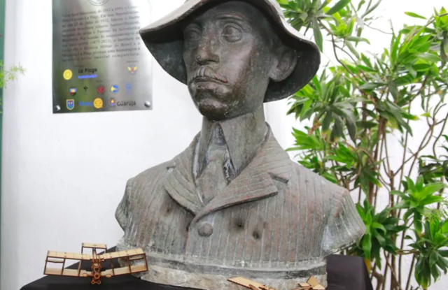 Homenagem a Santos Dumont