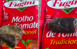 Homem encontra larvas em molho de tomate e pele de rato em molho de tomate