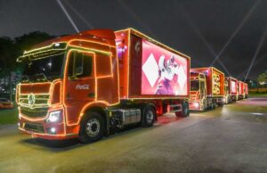 No dia 6 de dezembro a Caravana de Natal da Coca-Cola passará por São Vicente, SP