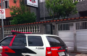 Corpo de mulher é encontrado em rodovia dos Imigrantes, na altura de Cubatão, SP