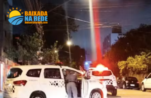 Mulher trans esfaqueia companheiro na cabeça e pescoço em Santos, SP