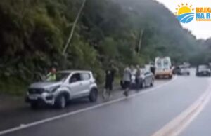 CARRO DA POLÍCIA CIVIL CAUSA ACIDENTE NO LITORAL SP