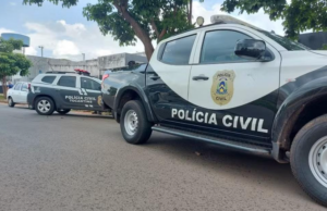 Mulher e presa suspeita de fraudar empresa onde trabalhava e desviar mais de R$ 530 mil