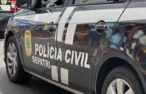 Três pessoas foram presas durante a Operação Essência Falsa. Saiba mais…