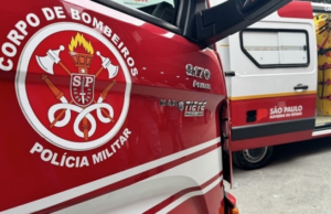 Bebê é salva por bombeiros após engasgar com leite materno em Caraguatatuba