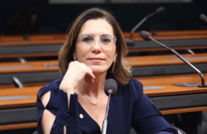 Deputada propõe emenda e cobra revisão de MP que ameaça benefício a pescadores artesanais