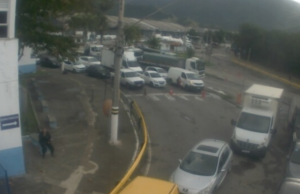 Travessia por balsas entre São Sebastião e Ilhabela é retomada após mais de 4 horas de interrupção