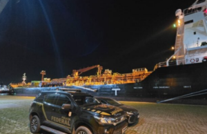 Quase 5 kg de cocaína é encontrada em navio no Porto de Santos