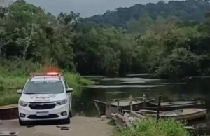 Homem morre após cair de canoa no litoral SP