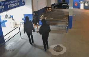 Milicianos armados invadem hospital no Rio em tentativa de execução de paciente baleado