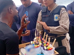 Ambulante é preso após golpe do pix em turistas no RJ.