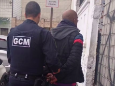 Homem é preso por perseguir mulher e violar medida protetiva.